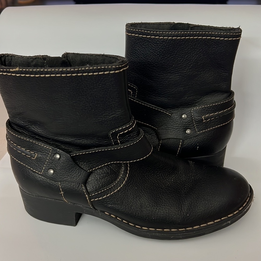 Clarks Booties - Picture 2 of 6
